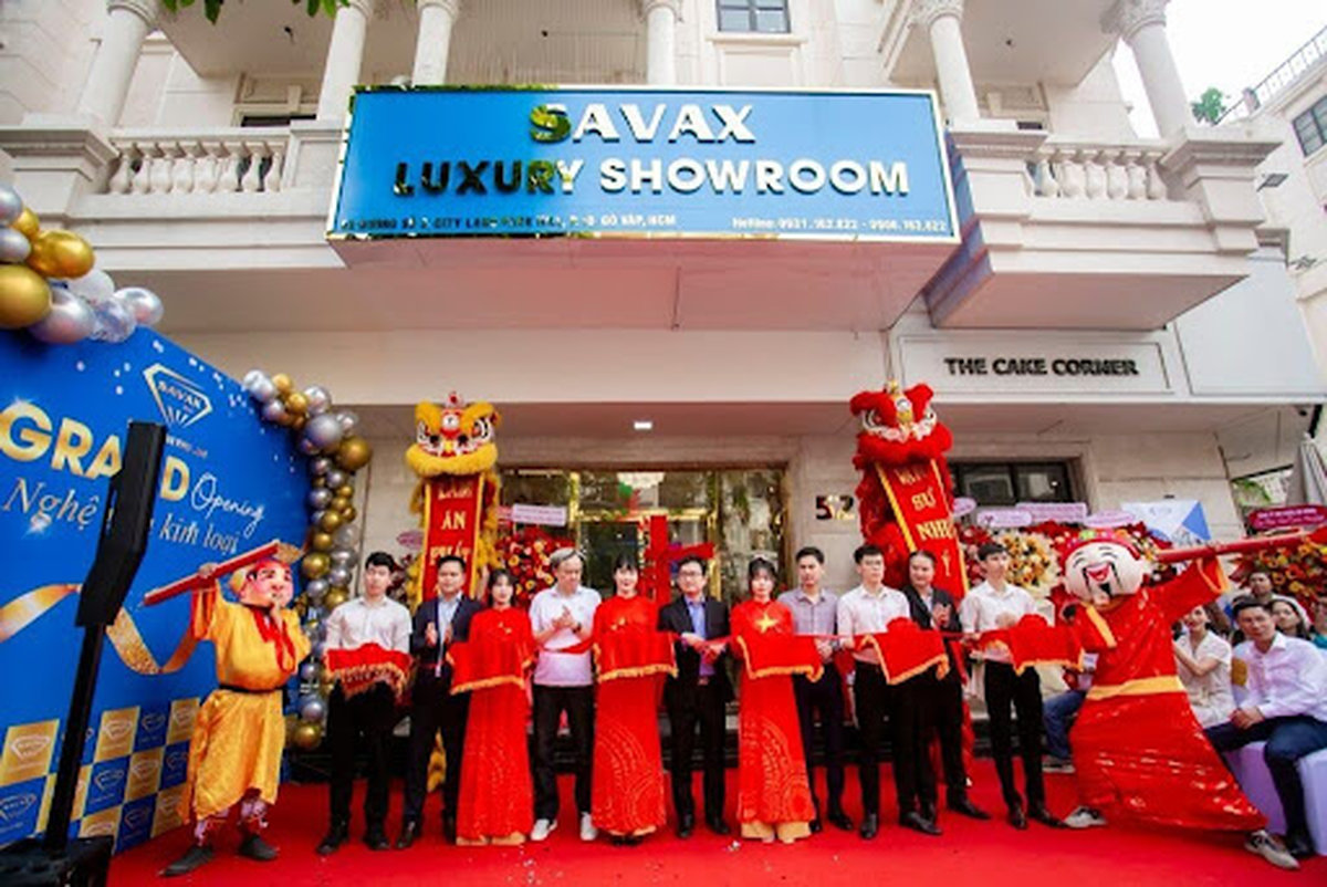 Đơn vị cho thuê tủ kính trưng bày