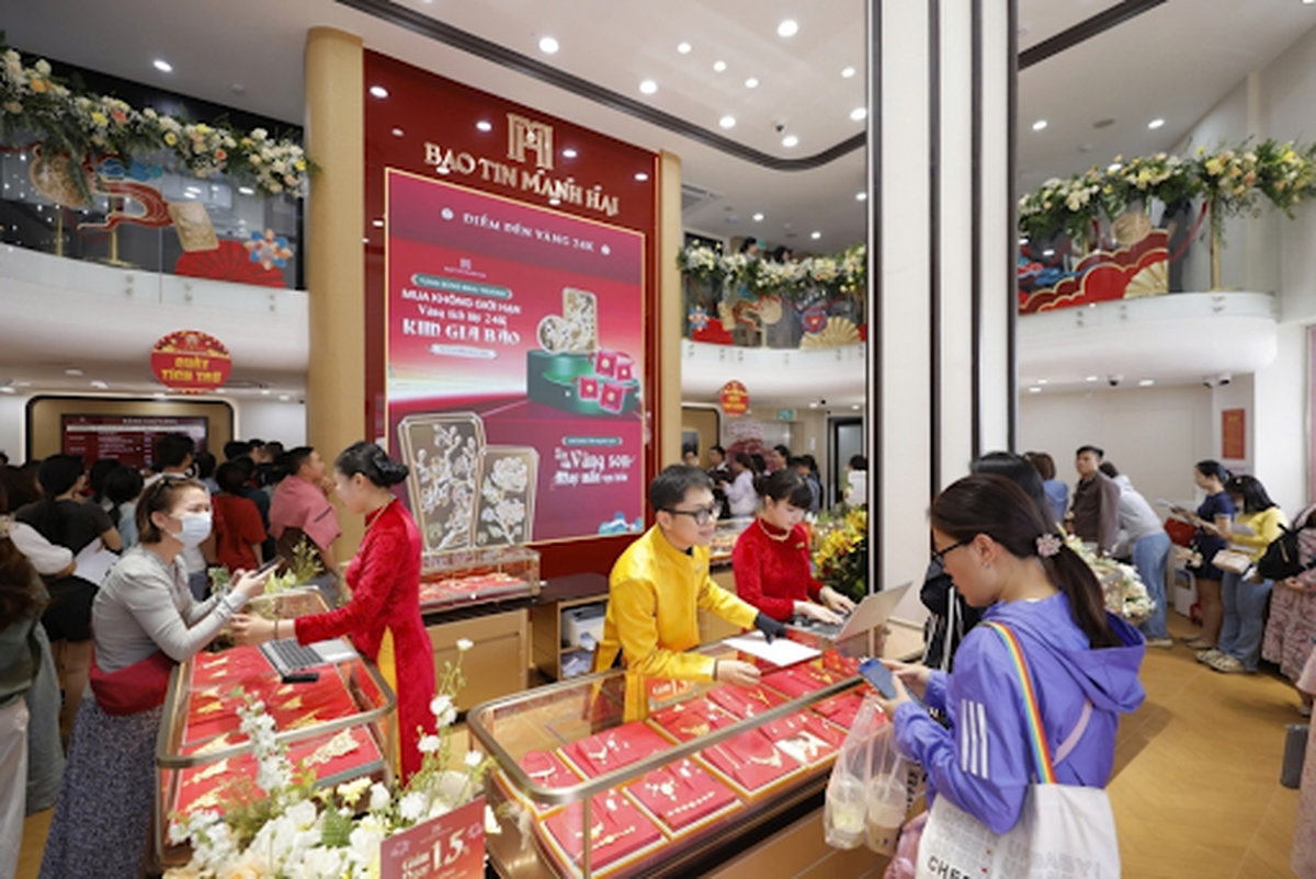 Kiểm tra các ký hiệu trên trang sức vàng