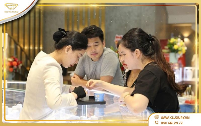 Lưu ý khi mua trang sức