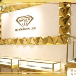 Xưởng gia công tủ trưng bày tại TPHCM uy tín