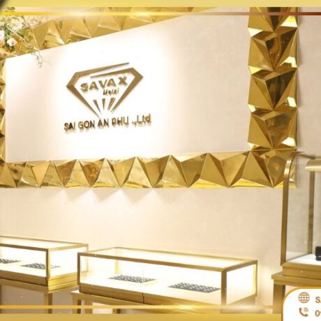 Xưởng gia công tủ trưng bày tại TPHCM uy tín