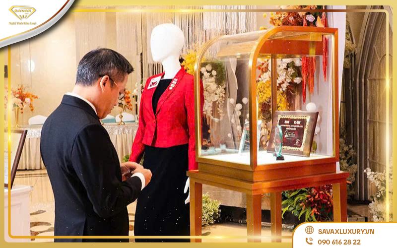 Vai trò của tủ trưng bày trong cửa hàng