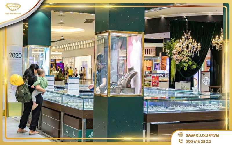 Đặt tủ trưng bày có cửa kính TPHCM
