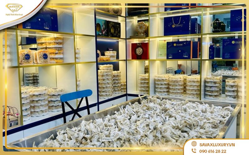 Chất liệu tủ trưng bày