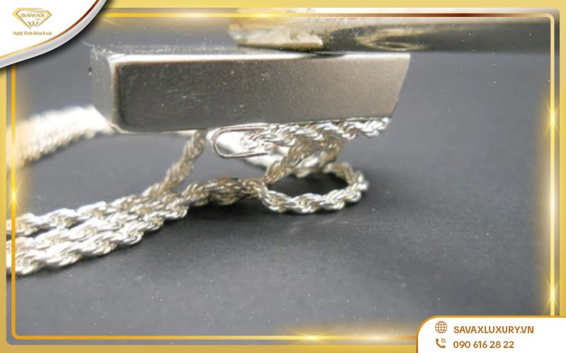 Kiểm tra bằng nam châm