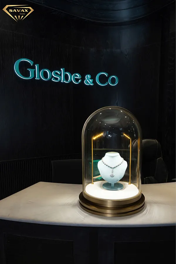 Trải nghiệm trang sức trong không gian trưng bày chuẩn cao cấp