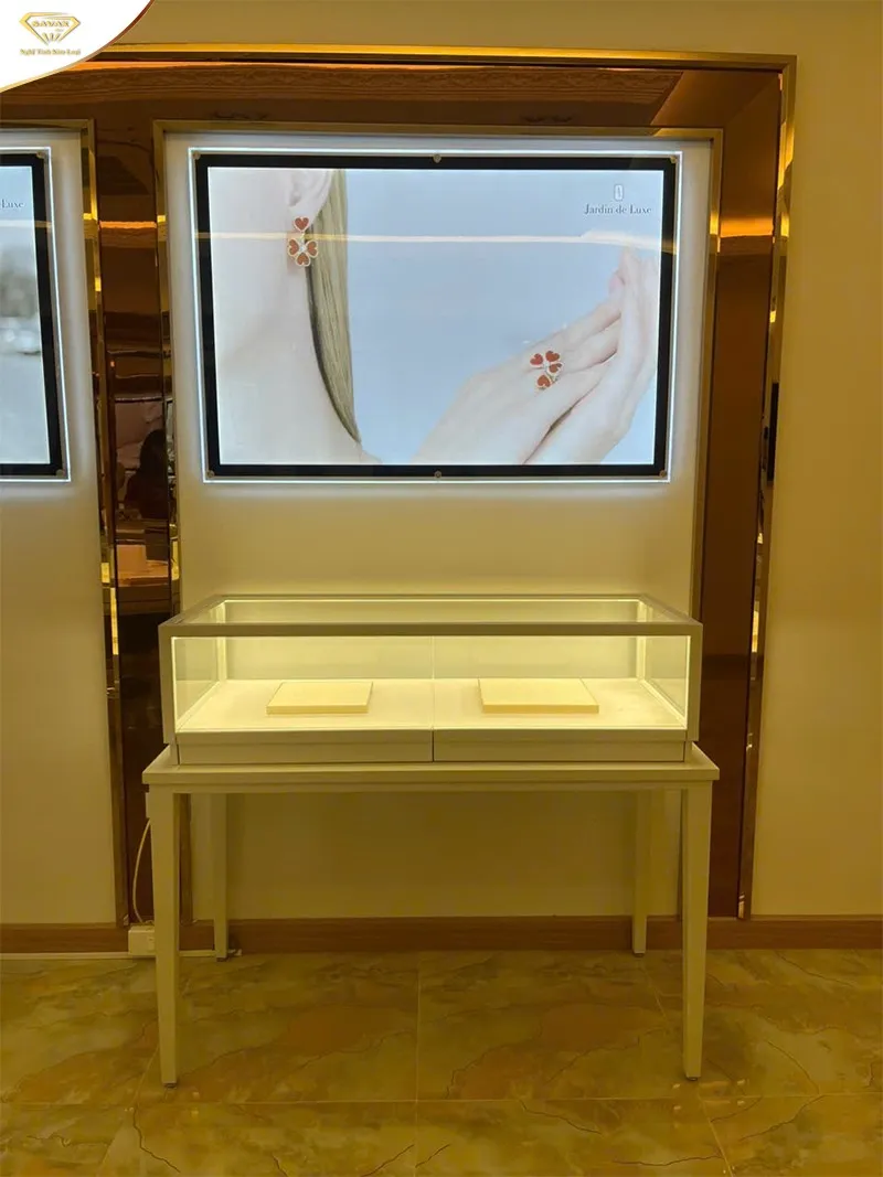 Ánh sáng LED cao cấp