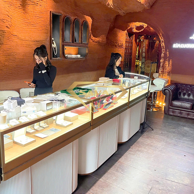 Savax Luxury thiết kế và thi công tủ trưng bày Kim Cương Ngọc Bảo Châu