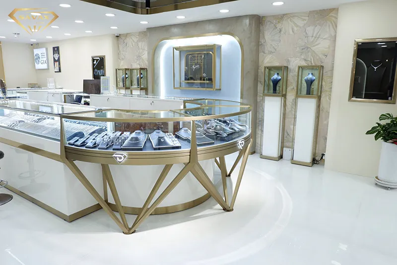Savax Luxury thiết kế tủ trưng bày cao cấp cho Phước Đạt Jewelry