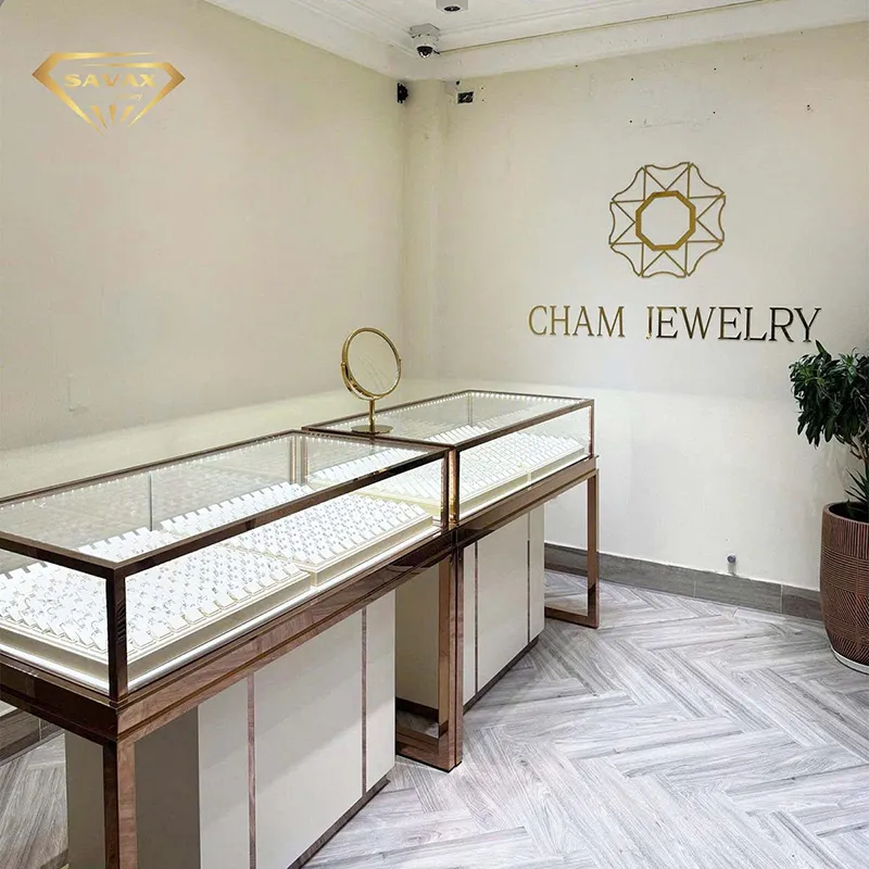 Thiết kế thi công tủ trưng bày cho CHAM Jewerly