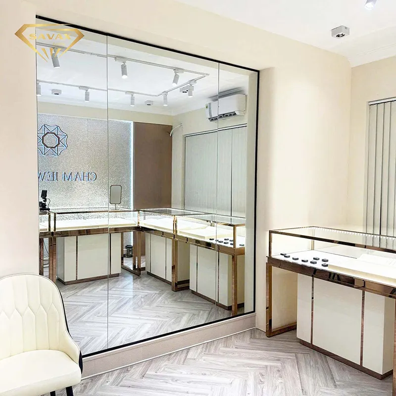 Thiết kế thi công tủ trưng bày cho CHAM Jewerly