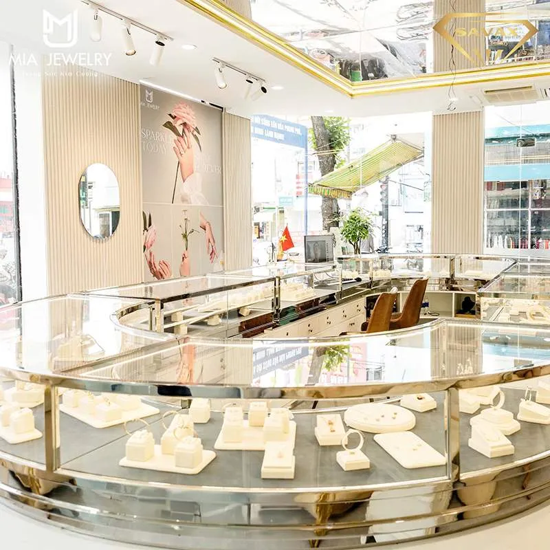 thiết kế và thi công tủ trưng bày trang sức MiA Jewelry