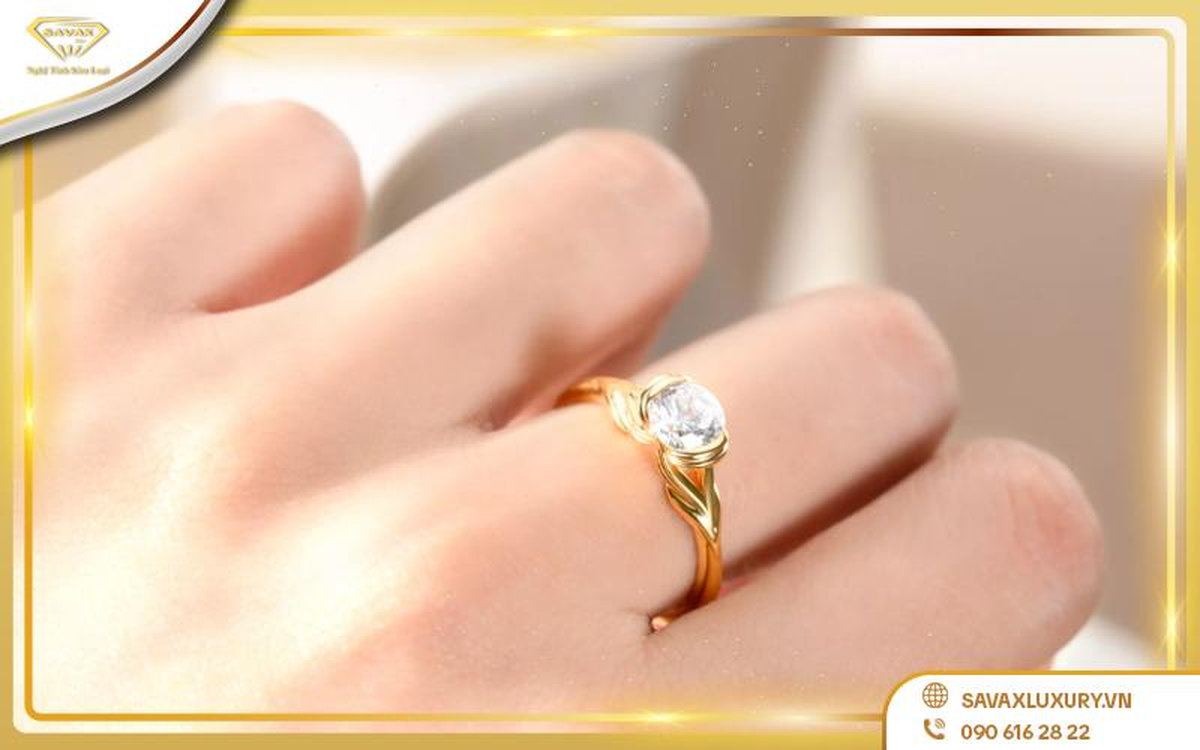 Vàng 585 là vàng gì bảo quản ra sao