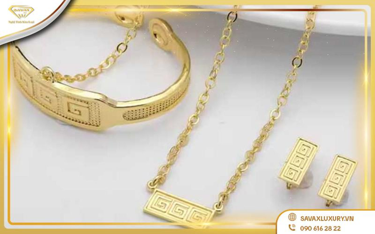 Vàng 585 là vàng gì giá bao nhiêu